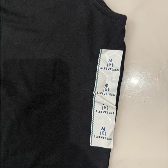 Boys Black Sleeveless Cat & Jack Shirt..#638 - Picture 3 of 4